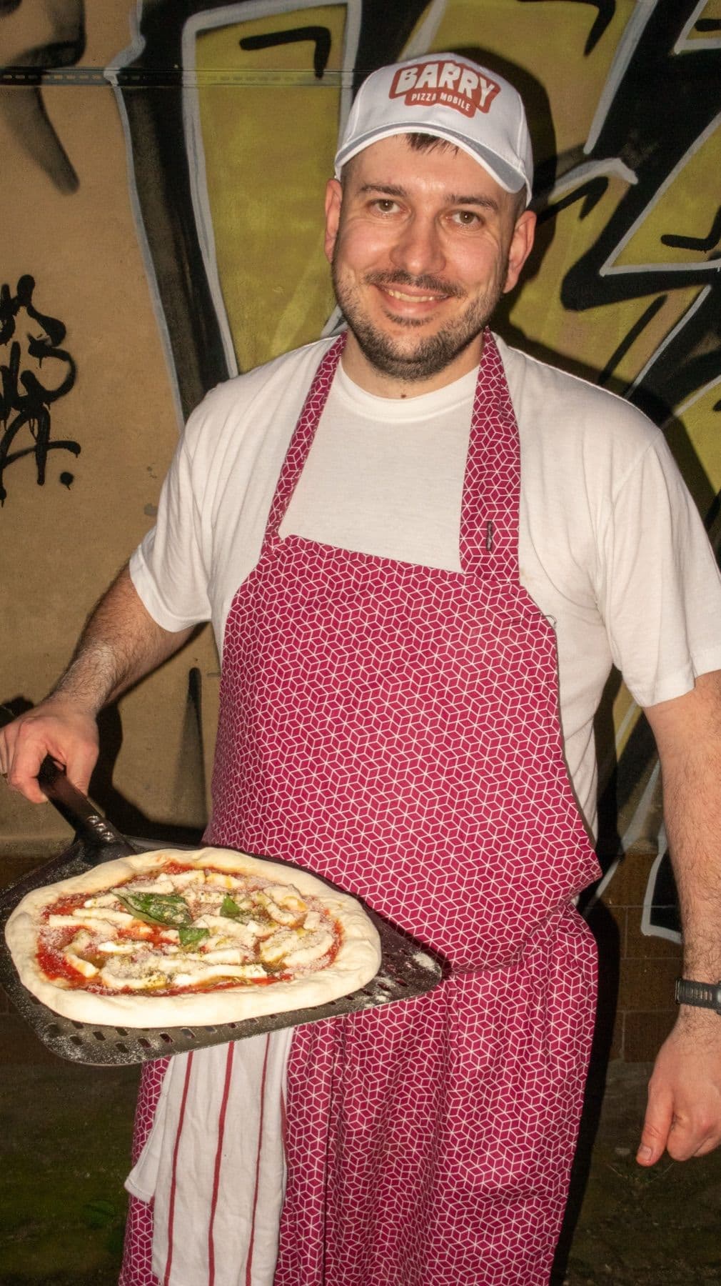 Mobile-oven pizza at your wedding